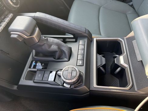 Certified 2025 Toyota 4Runner Trailhunter image 9