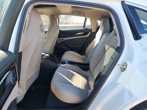 New 2026 Porsche Panamera 4 image 9