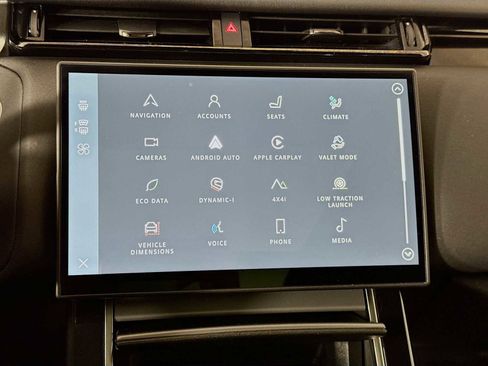 Used 2025 Land Rover Range Rover Velar Dynamic SE image 14