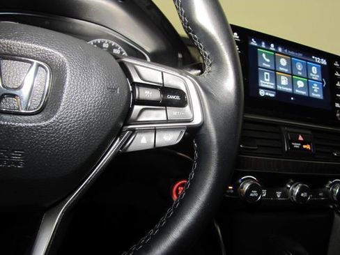 Used 2022 Honda Accord EX-L image 6