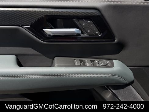 New 2026 GMC Yukon AT4 w/ AT4 Premium Plus Package AWD/4WD image 21