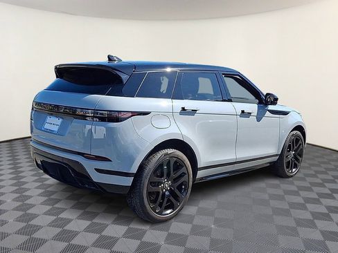 Used 2026 Land Rover Range Rover Evoque Dynamic SE AWD/4WD image 8