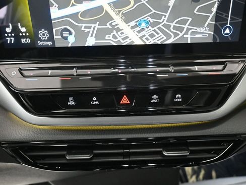 Used 2023 Volkswagen ID.4 Pro image 15