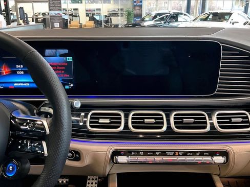 New 2026 Mercedes-Benz GLE 53 AMG 4MATIC image 9