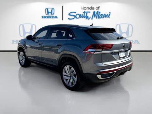 Used 2022 Volkswagen Atlas Cross Sport SE image 5