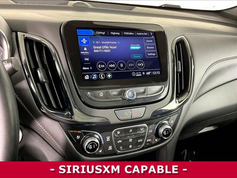 Used 2023 Chevrolet Equinox Premier AWD/4WD image 38