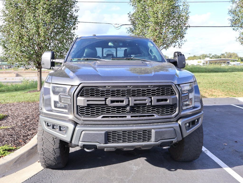 Used 2017 Ford F150 Raptor w/ Equipment Group 802A Luxury AWD/4WD image 3