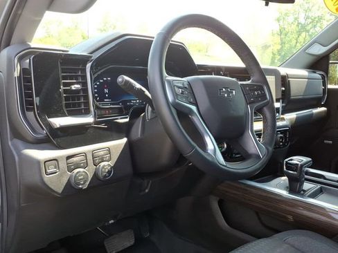 Used 2024 Chevrolet Silverado 1500 RST w/ Convenience Package II AWD/4WD image 14