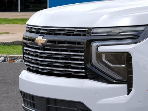 New 2026 Chevrolet Suburban High Country AWD/4WD image 13
