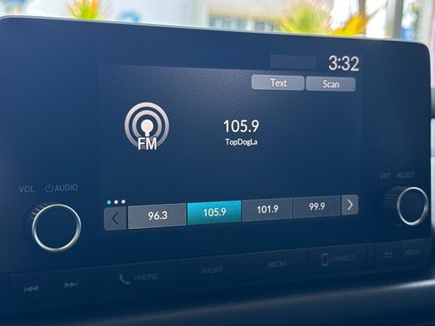 Certified 2024 Honda HR-V Sport image 18