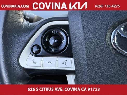 Used 2017 Toyota Prius Three image 19