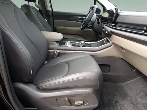 New 2026 Kia Carnival SX FWD image 37