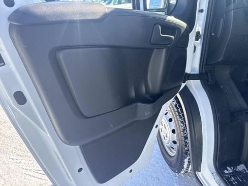 Used 2023 RAM ProMaster 2500 image 20