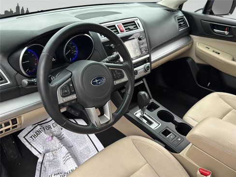 Used 2017 Subaru Legacy 2.5i Premium image 14