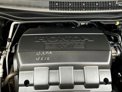 Used 2016 Honda Odyssey Touring Elite image 35