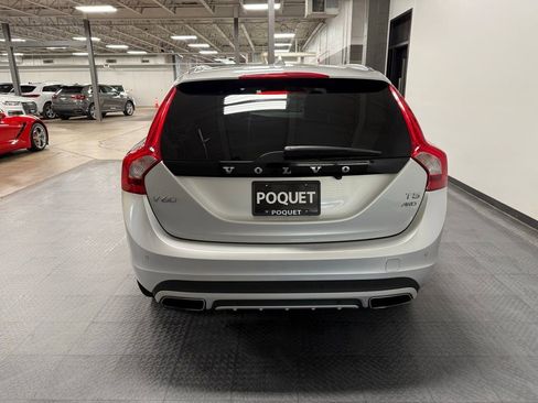 Used 2018 Volvo V60 T5 Cross Country w/ Convenience Package AWD/4WD image 5