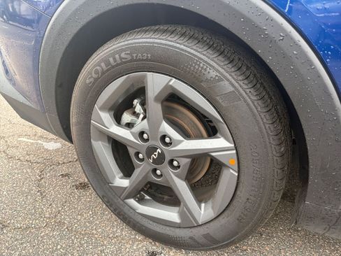 Used 2025 Kia K4 LXS image 29