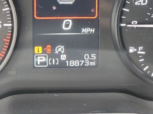 Used 2024 Subaru Crosstrek 2.0i AWD/4WD image 19