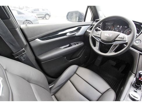 New 2025 Cadillac XT5 Premium Luxury w/ Technology Package image 8