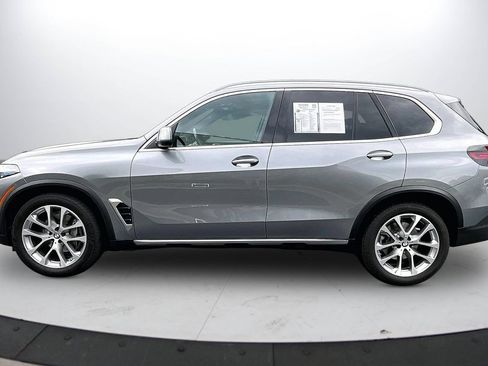 Used 2024 BMW X5 xDrive40i w/ Premium Package AWD/4WD image 5