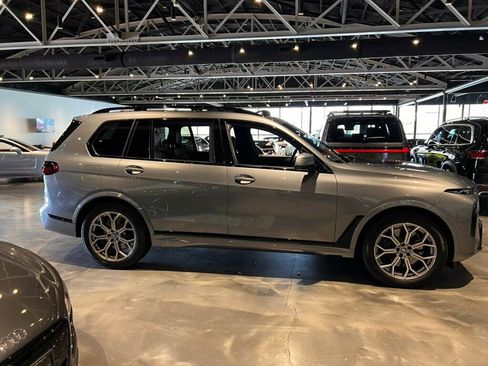 Used 2024 BMW X7 xDrive40i w/ M Sport Package image 6