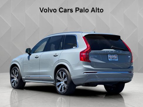 Certified 2024 Volvo XC90 T8 Plus AWD/4WD image 9
