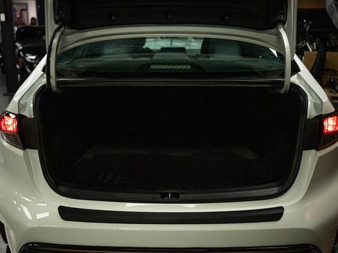 Used 2022 Toyota Corolla SE w/ Carpet Mat Package (TMS) image 7