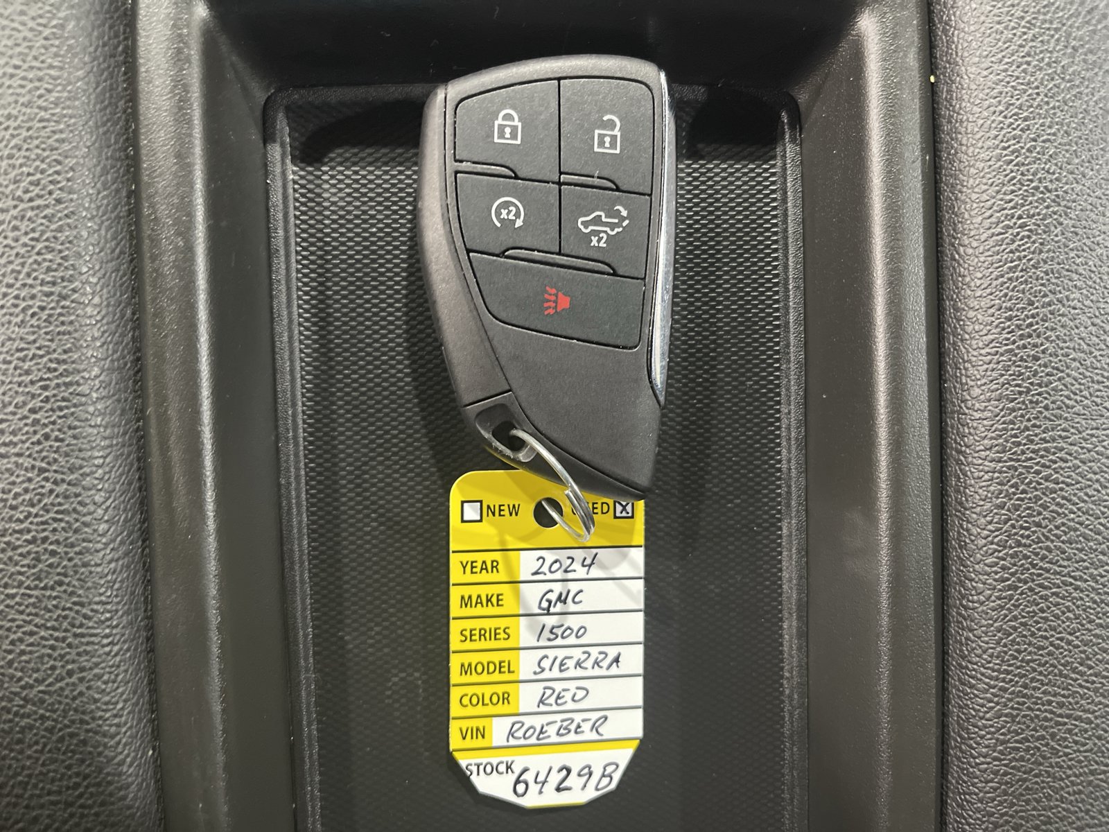 Used 2024 GMC Sierra 1500 Elevation AWD/4WD image 28
