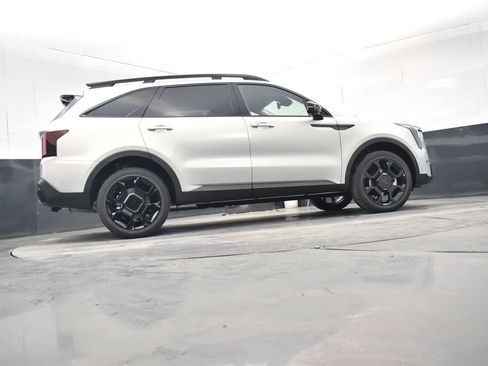 New 2026 Kia Sorento SX AWD/4WD image 17