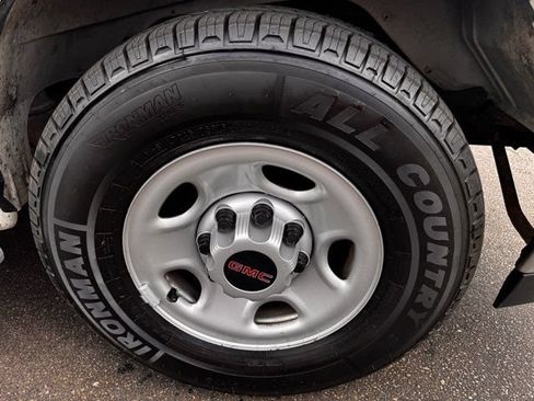 Used 2018 GMC Savana 2500 w/ Driver Convenience Package RWD image 29