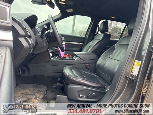 Used 2018 Ford Explorer Sport w/ Equipment Group 401A image 8
