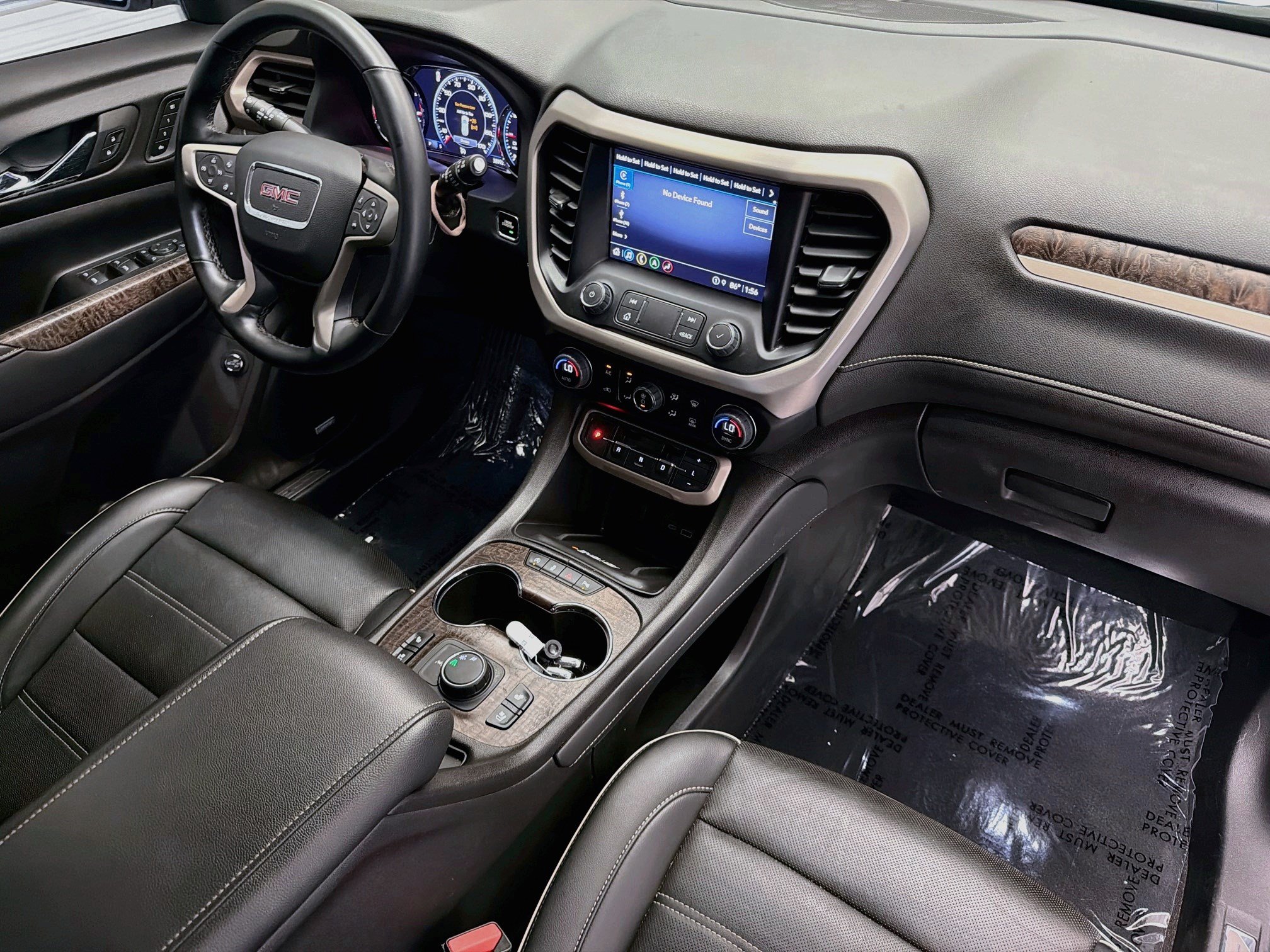 Used 2023 GMC Acadia Denali FWD image 12