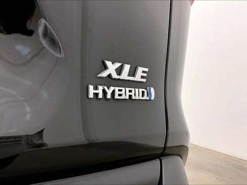 Used 2023 Toyota RAV4 XLE w/ Convenience Package AWD/4WD image 24