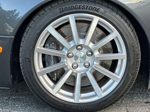 Used 2006 Aston Martin Vanquish S image 4