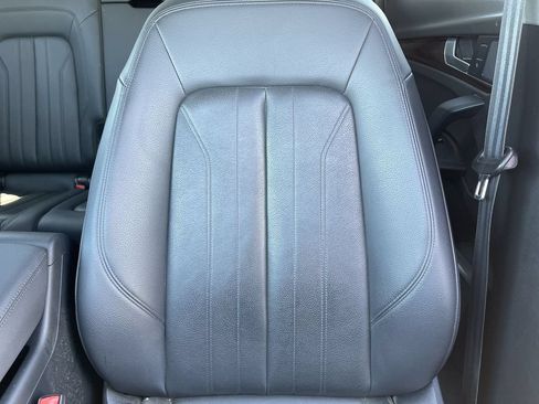 Used 2019 Audi Q5 Premium AWD/4WD image 23