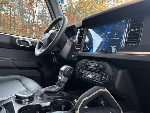 New 2025 Ford Bronco Badlands w/ Sasquatch Package image 34