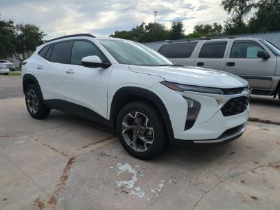Used 2024 Chevrolet Trax LT w/ Driver Confidence Package