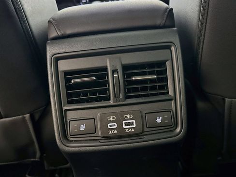 Used 2026 Subaru Outback Touring XT AWD/4WD image 31