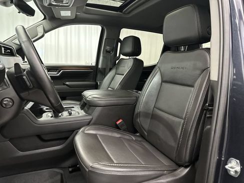 Used 2024 GMC Sierra 1500 Denali w/ Technology Package AWD/4WD image 16
