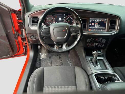 Used 2019 Dodge Charger Scat Pack RWD image 21