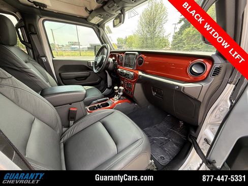 Used 2022 Jeep Gladiator Sport image 52