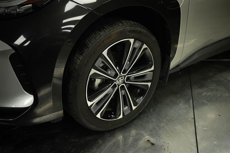 Used 2024 Toyota bZ4X AWD w/ Weather Package image 4