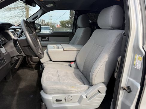 Used 2012 Ford F150 XLT w/ XLT Chrome Pkg image 9