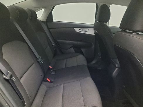 Used 2023 Kia Forte LX FWD image 19