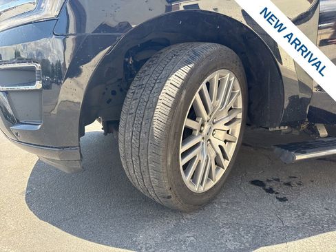 Used 2023 Ford Expedition Max Limited AWD/4WD image 31