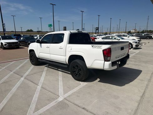 Used 2021 Toyota Tacoma SR w/ SR Convenience Package RWD image 8