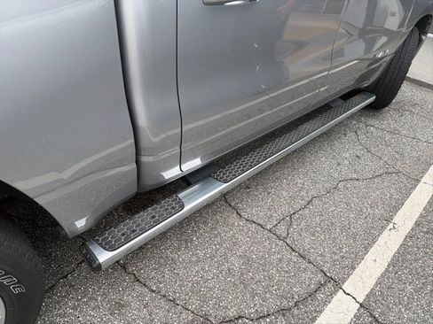 Used 2022 RAM 1500 Big Horn image 5