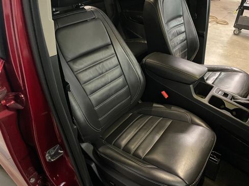 Used 2017 Ford Escape Titanium AWD/4WD image 17