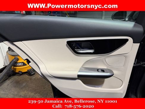 Used 2022 Mercedes-Benz C 300 4MATIC Sedan image 45
