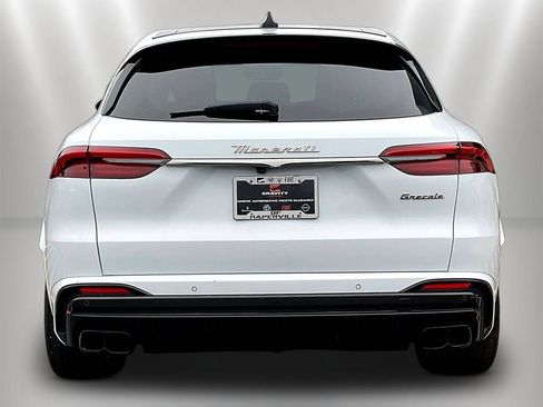 Used 2023 Maserati Grecale Trofeo AWD/4WD image 5